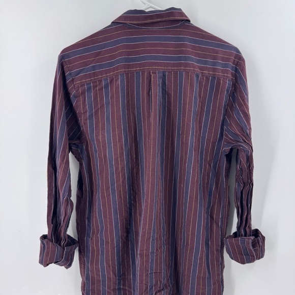 Volcom Modern Fit Blue and Red Casual Button Down Shirt - Picture 3 of 6